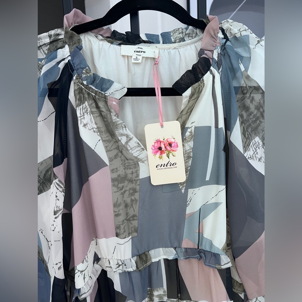 Entro Fun Gray Abstract Dress - Picture 3 of 7